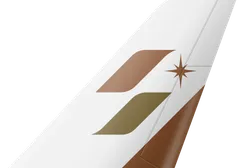 STARLUX tail livery